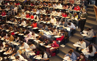 Ευκολότερες οι μετεγγραφές των φοιτητών.