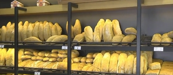 Δεν ανεβαίνει η τιμή του ψωμιού παρά την αύξηση του ΦΠΑ λένε οι αρτοποιοί