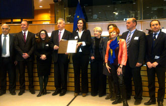 Αποσκοπεί στην ευρύτερη ανάδειξη των αρχών και του περιεχομένου.