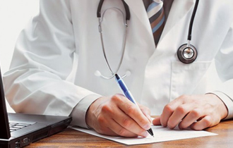 Οι γιατροί προχωρούν σε 24ωρες επαναλαμβανόμενες απεργίες από σήμερα έως και την Τετάρτη.