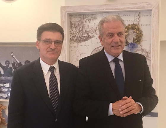 Μετά την παρουσίαση της νέας Frontex o Δ. Αβραμόπουλος βρέθηκε στην Αλεξανδρούπολη