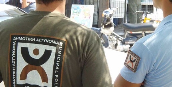 Εντός του 2023 θα γίνουν και 1.264 προσλήψεις στη Δημοτική Αστυνομία.