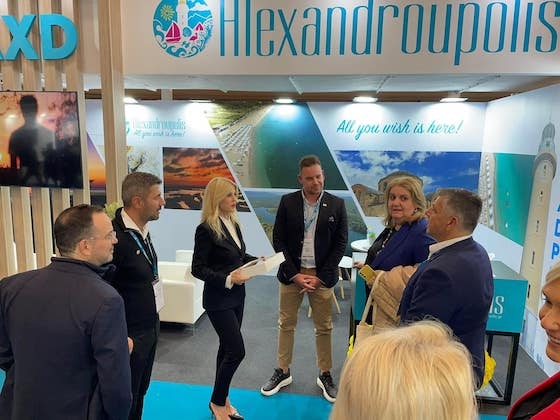Το περίπτερο του Δήμου αποτέλεσε σημείο συνάντησης για επιχειρηματίες, τουριστικούς πράκτορες και επαγγελματίες του κλάδου