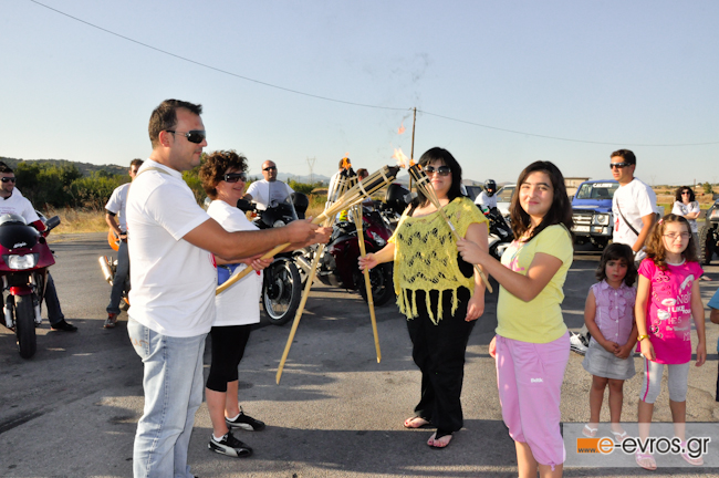 Πέρασε από τον Έβρο η 9η Πανελλήνια λαμπαδηδρομία.