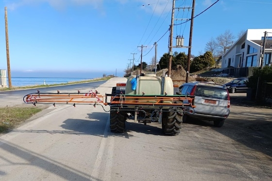 Στην περιοχή επικρατεί έντονος προβληματισμός, καθώς η τελευταία φορά που εντοπίστηκαν κρούσματα ευλογιάς ήταν το 1996.