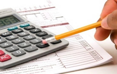 Πλήθος ελεύθερων επαγγελματιών αντιμέτωπο με τον εφιάλτη των κατασχέσεων.