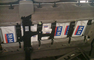 Ήταν 'χτισμένο' με εκατοντάδες κούτες τσιγάρων στο αμάξωμα, τα καθίσματα και την ταπετσαρία.