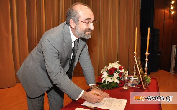 Ορκίστηκε η νέα δημαρχεία Αλεξανδρούπολης υπό τον Β. Λαμπάκη.