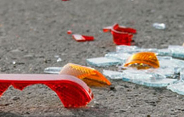 Διερχόμενος οδηγός είδε μία 'άμορφη μάζα σιδερικών και ανθρώπων'.