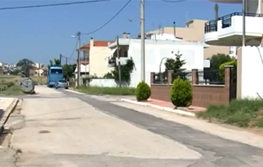 Με σωματικά τραύματα και ψυχολογικό σοκ το παιδάκι.