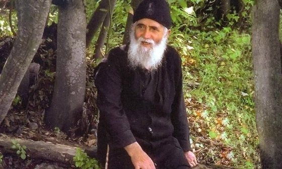 Ο Όσιος Παΐσιος ο Αγιορείτης γεννήθηκε στα Φάρασα της Καππαδοκίας. 