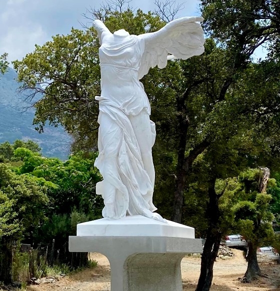 H Νίκη της Σαμοθράκης είναι το νέο λογότυπο της Περιφέρειας ΑΜΘ