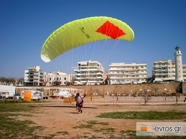 40 βαθμοφόροι του Σώματος Ελλήνων Πρόσκοπων, στην Αλεξανδρούπολη.