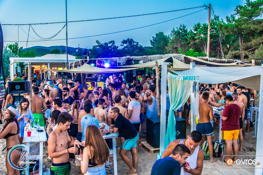 Τα "έσπασε" ο Jorgio Kioris στο χθεσινό πάρτι του Yasu beach bar 