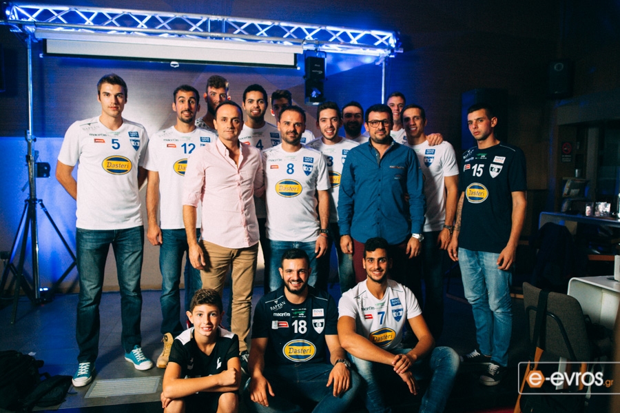 Η παρουσίαση της ομάδας βόλλεϋ του Εθνικού Αλεξανδρούπολης για την περίοδο 2016 - 2017