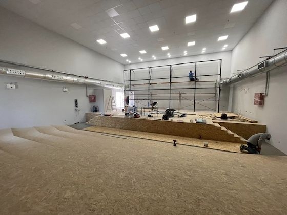 Η αποθήκη 3 μετατρέπεται σε ένα εντυπωσιακό χώρο κινηματοθεάτρου!