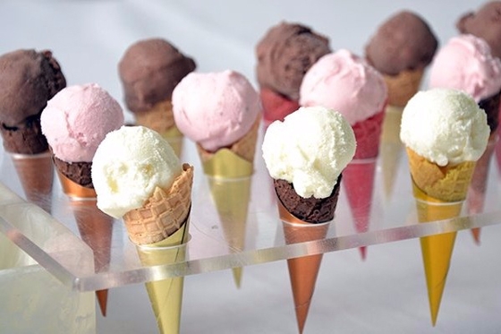 Και ΑΤΜ παγωτού στην Αλεξανδρούπολη