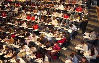 Από το Σεπτέμβριο του 2013 προβλέπεται η διαγραφή όσων έχουν ξεπεράσει το καθορισμένο όριο σπουδών.