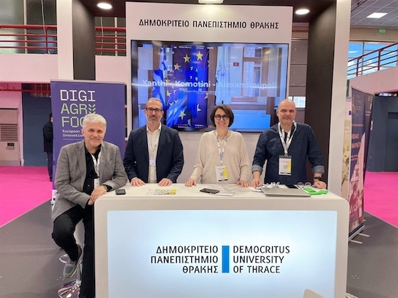 Το Δημοκρίτειο Πανεπιστήμιο Θράκης με ελκυστική εκθεσιακή συμμετοχή από προγράμματα, δράσεις και εκθέματα παρουσίασε στο κοινό τη διεπιστημονική του προσέγγιση στον τομέα της Τεχνητής Νοημοσύνης.