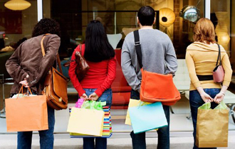 Η ΕΣΕΕ αντιπαραβάλλει 52 λόγους για τους οποίους το ελληνικό εμπόριο λέει 'όχι' στην κατάργηση της κυριακάτικης αργίας.