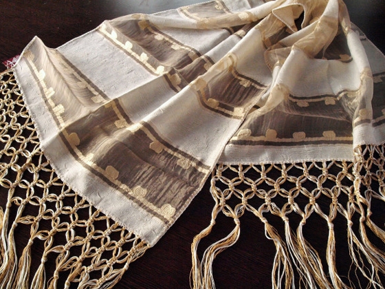 Διαφήμιση του Σουφλιώτικου Μεταξιού απο τον κολοσσό της Hermès