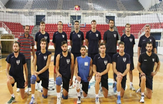Η ομάδα προετοιμάζεται για τη δύσκολη συνέχεια.