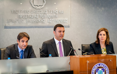 Μείωση της γραφειοκρατίας, διευκόλυνση της ζωής των πολιτών και σημαντική εξοικονόμηση πόρων.