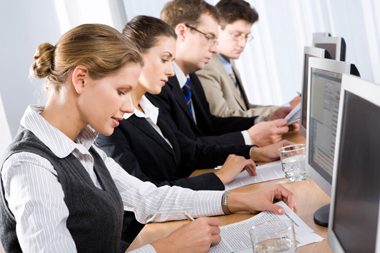 Κατά τη διάρκεια της άδειας αναψυχής απαγορεύεται να απολυθεί ο εργαζόμενος. 