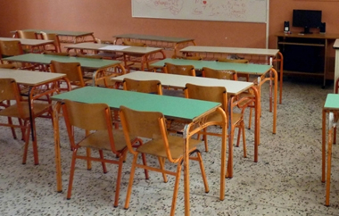 Μέρος των κενών αναμένεται να καλύψουν σταδιακά οι αναπληρωτές που προσλήφθηκαν.