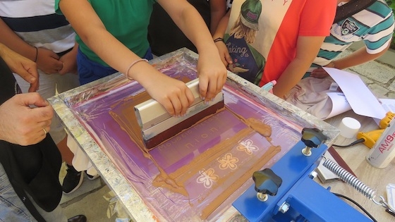 Τα προγράμματα «Learning in motion ΙΙ», συνδυάζουν τη μάθηση με το παιχνίδι.