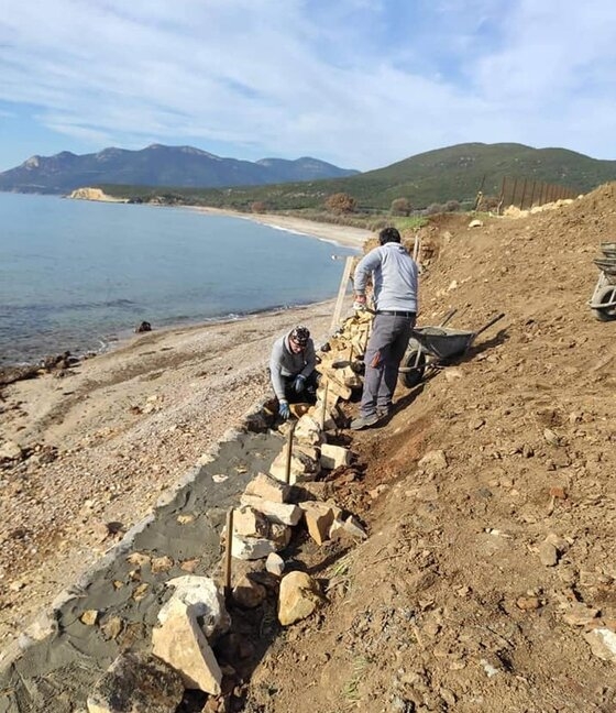 Στο τελικό στάδιο κατασκευής βρίσκεται ο προστατευόμενος τοίχος στην Αρχαιολογική ζώνη του Δήμου Αλεξανδρούπολης.