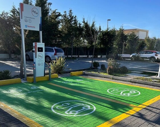 Η εγκατάσταση των σταθμών φόρτισης ηλεκτρικών αυτοκινήτων θα ολοκληρωθεί σε 4 μήνες.