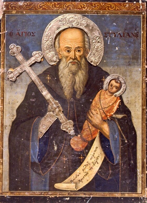 Ο Άγιος Στυλιανός ο Παφλαγόνας, είναι ο προστάτης των παιδιών και ο προστάτης που χαρίζει παιδιά σε άτεκνους.