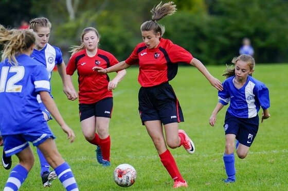 Η "ΑΝΑΓΕΝΝΗΣΗ ΑΛΕΞΑΝΔΡΟΥΠΟΛΗΣ" είναι η πρώτη ΑΜΙΓΩΣ γυναικεία ομάδα ποδοσφαίρου!