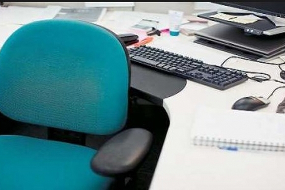 Για τις περισσότερες ιδιωτικές επιχειρήσεις η ημέρα του Αγίου Πνεύματος είναι εργάσιμη